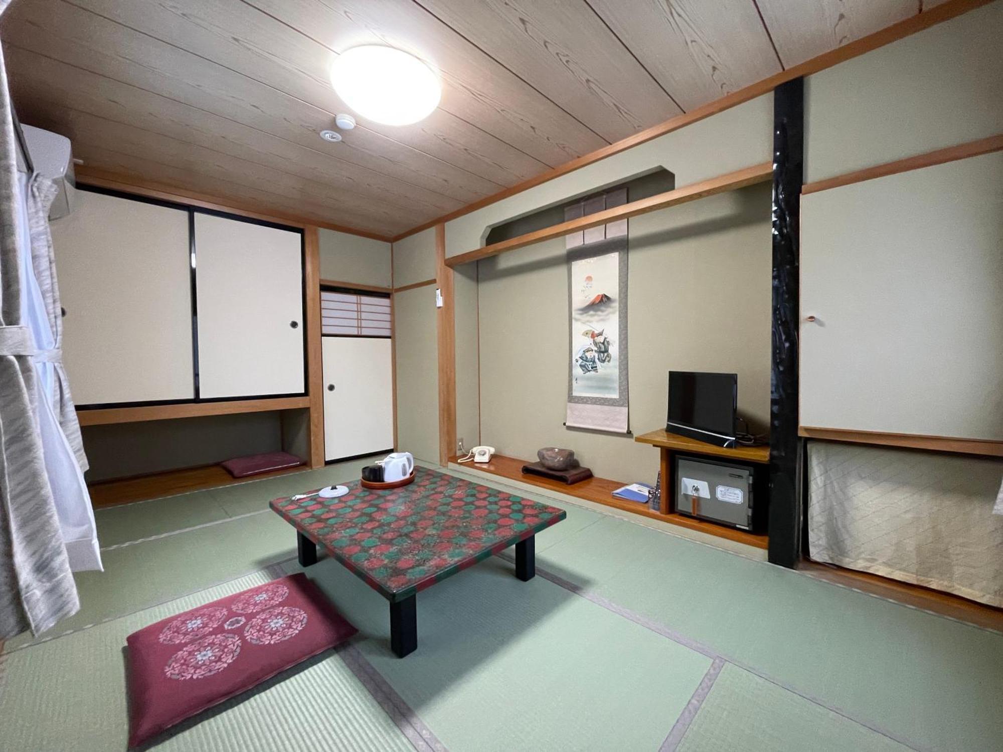 Hotel Suisensou à Takayama  Extérieur photo
