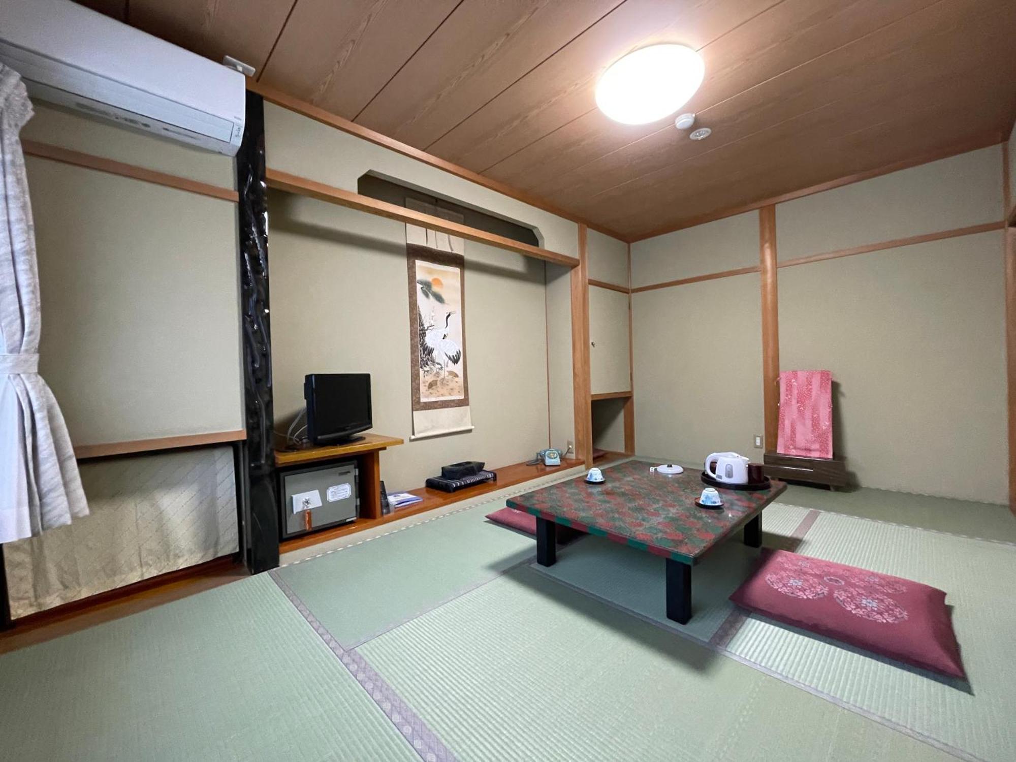 Hotel Suisensou à Takayama  Extérieur photo