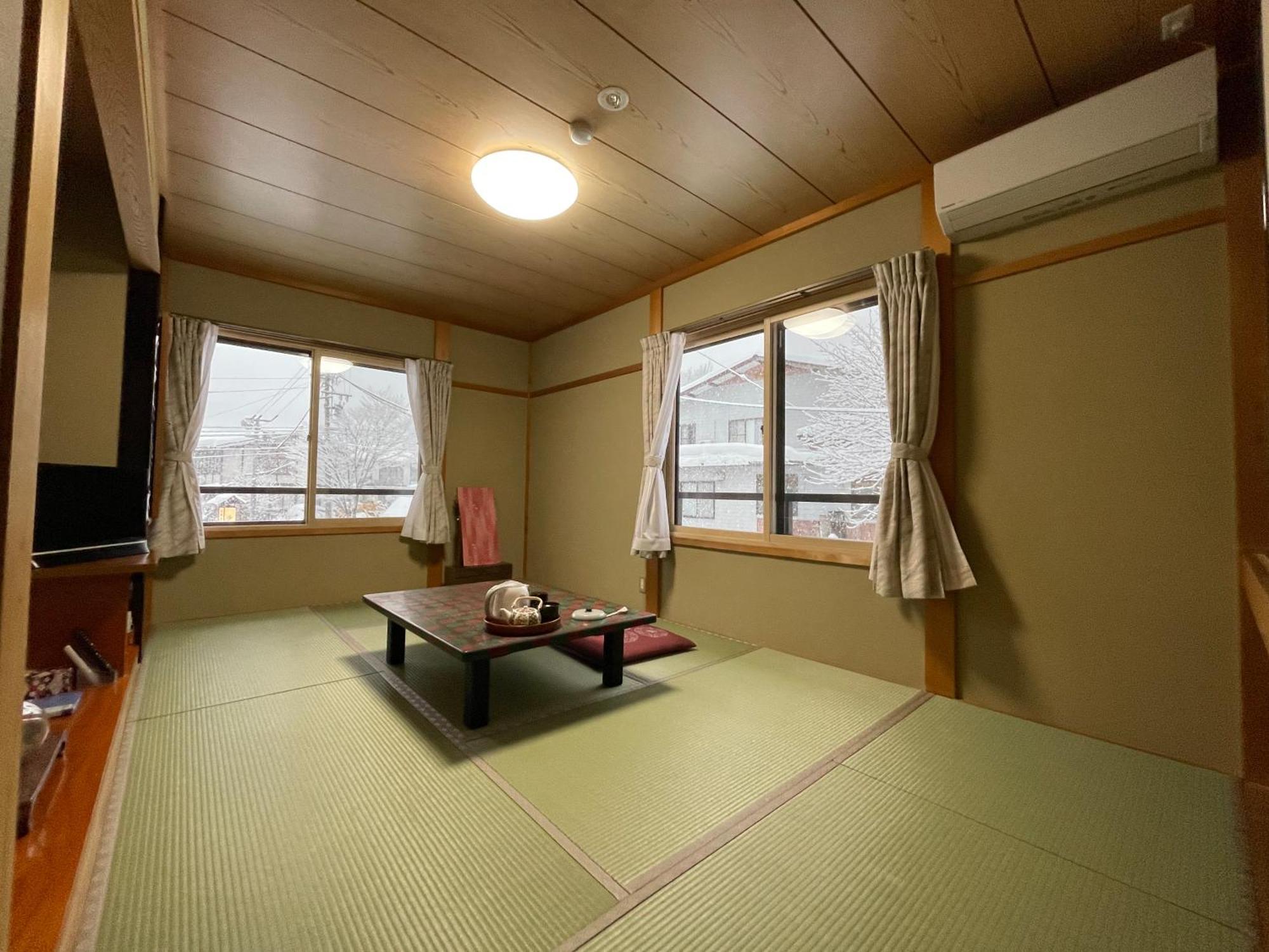 Hotel Suisensou à Takayama  Extérieur photo