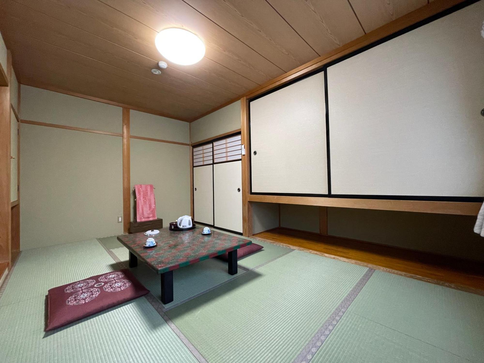 Hotel Suisensou à Takayama  Extérieur photo