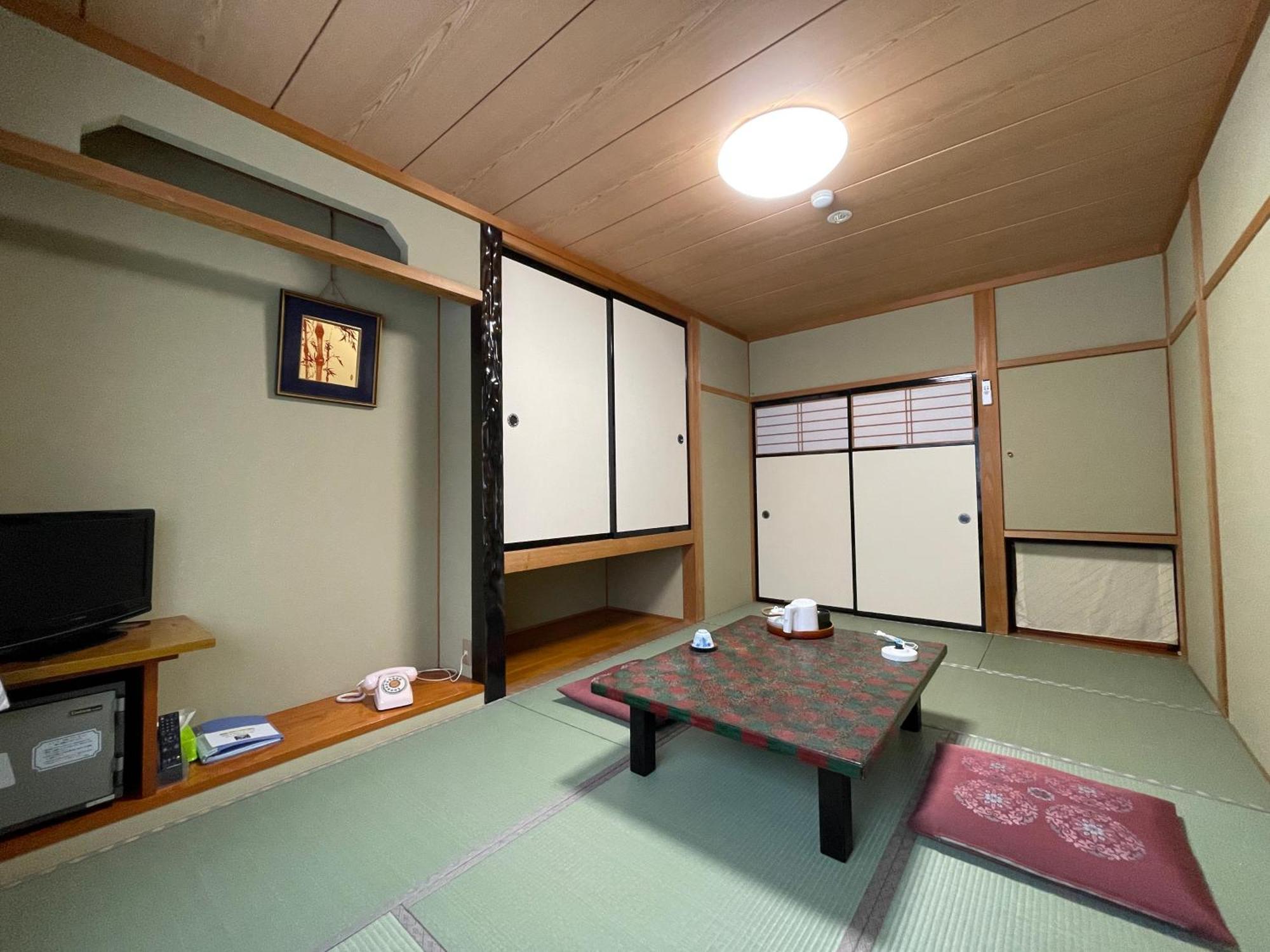 Hotel Suisensou à Takayama  Extérieur photo