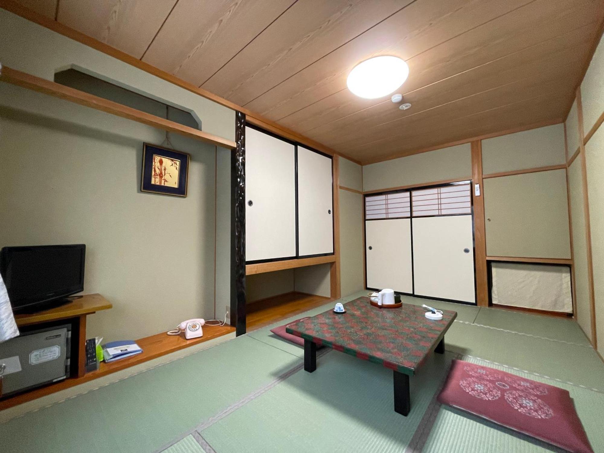 Hotel Suisensou à Takayama  Extérieur photo